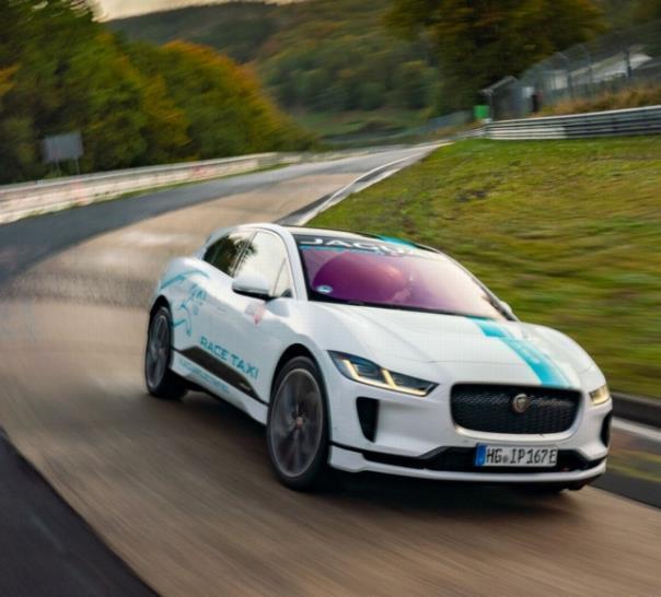 Jaguar I-Pace als Elektro-Renntaxi auf dem Nürburgring.  Foto: Auto-Medienportal.Net/Jaguar